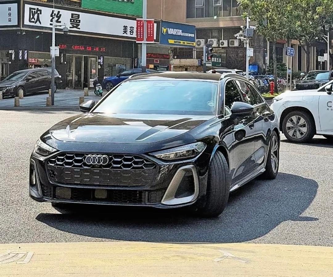 有人拍到全新的A5 Avant了你们觉得怎么样？能替代现在的A4 Avant吗？