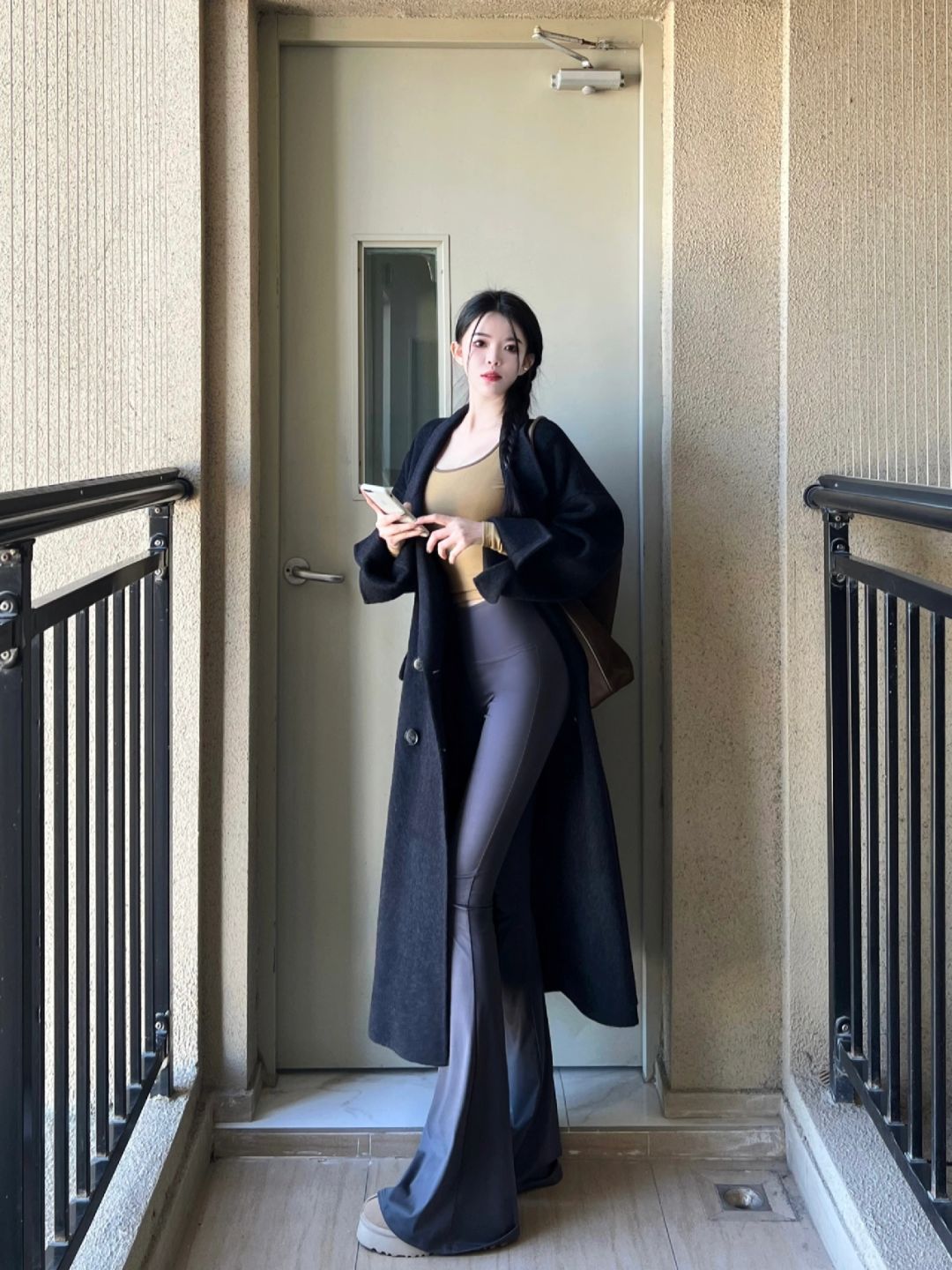 我的本命年大衣！是黑色的