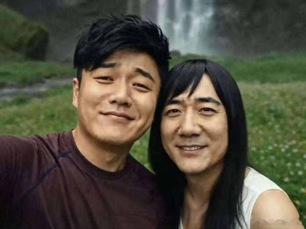 筷子兄弟变筷子夫妇抽象天花板逍遥仙 MV，筷子兄弟沉醉在自己的艺术里，互动像筷子