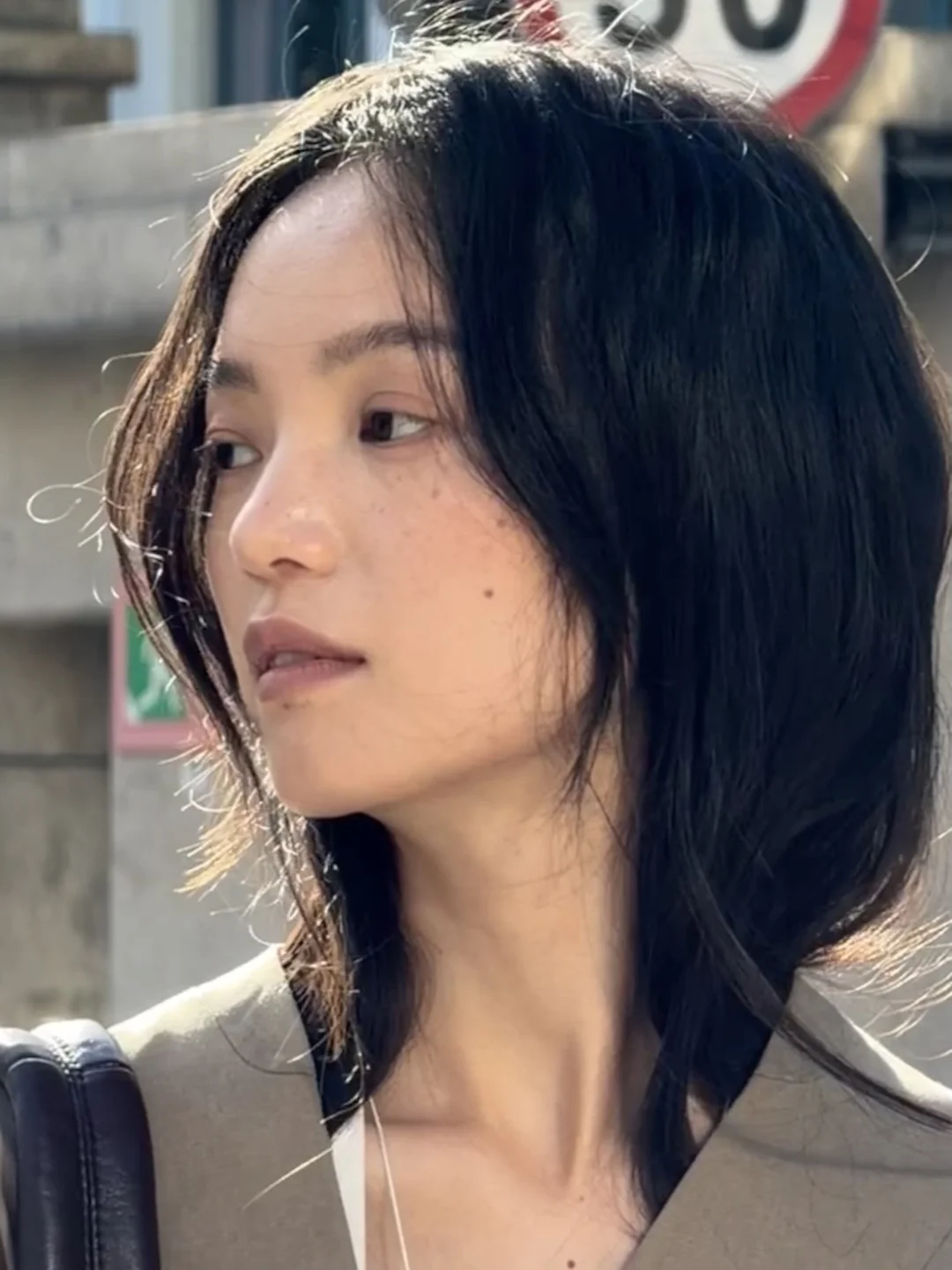 感受风、感受光、感受城市的老街道。