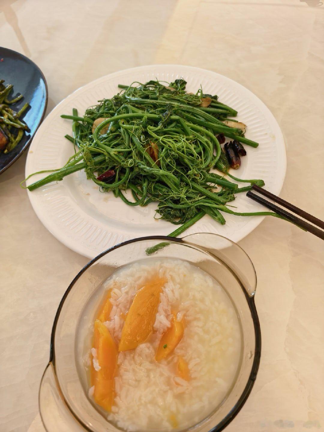 四川人都懂夏天红苕稀饭的含金量 成都