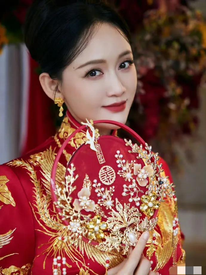 陈乔恩回应催生，思想超前引热议！

10月9日，刚刚办完婚礼的陈乔恩被粉丝问到：