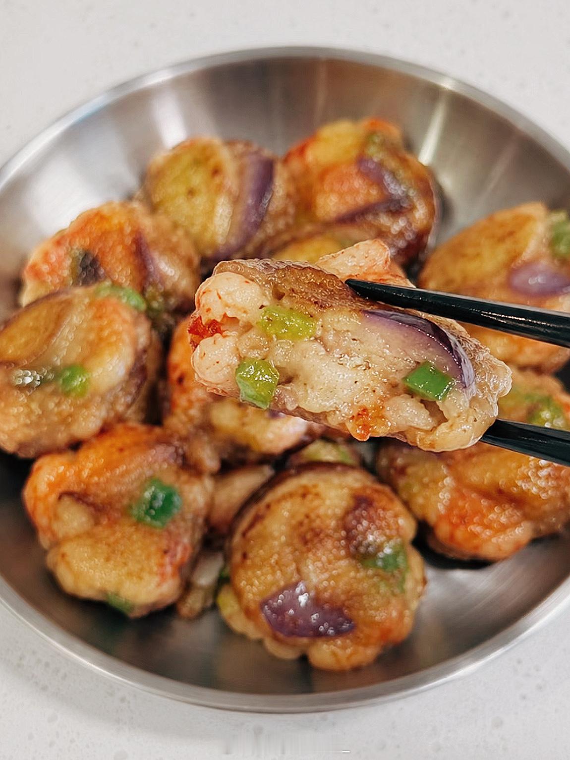 好吃的茄子青椒虾滑饼微微辣 外焦里嫩Q弹可口 低卡饱腹🍆🫑🍤 