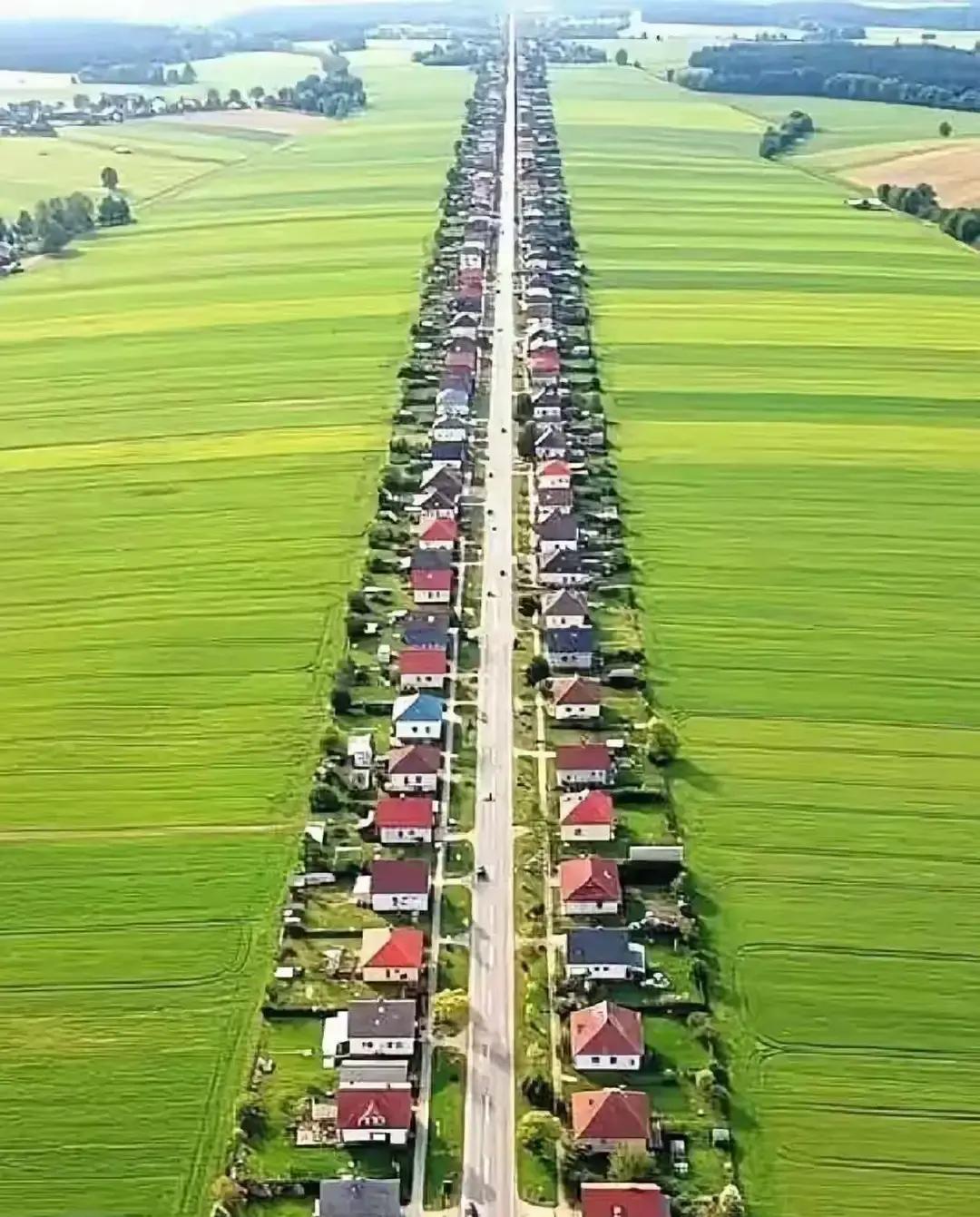 藏了几千年的10条人性本质，看懂的人都活通透了

混社会久了才慢慢明白，有些刻在