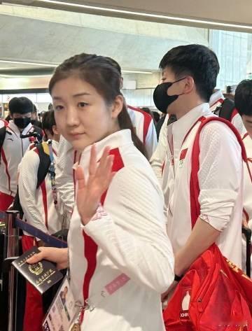#国乒跟跳水队一起回国# 两支包揽了全部金牌的队伍！#奥运会# ​​​