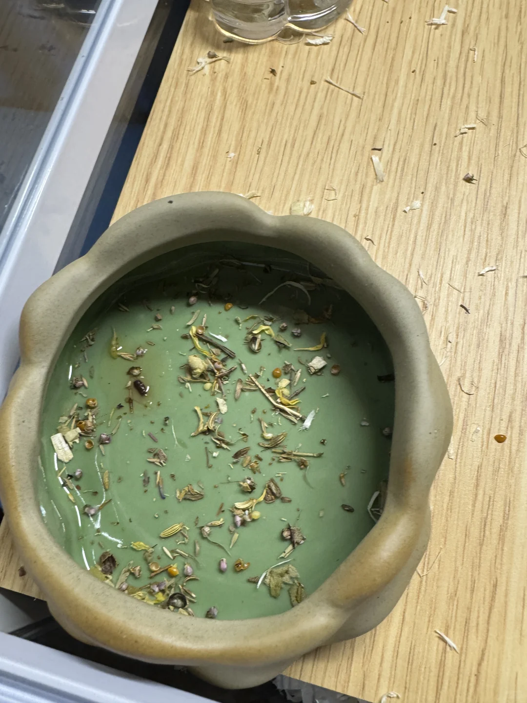 请问是厕所不够你尿还是粮不够好吃