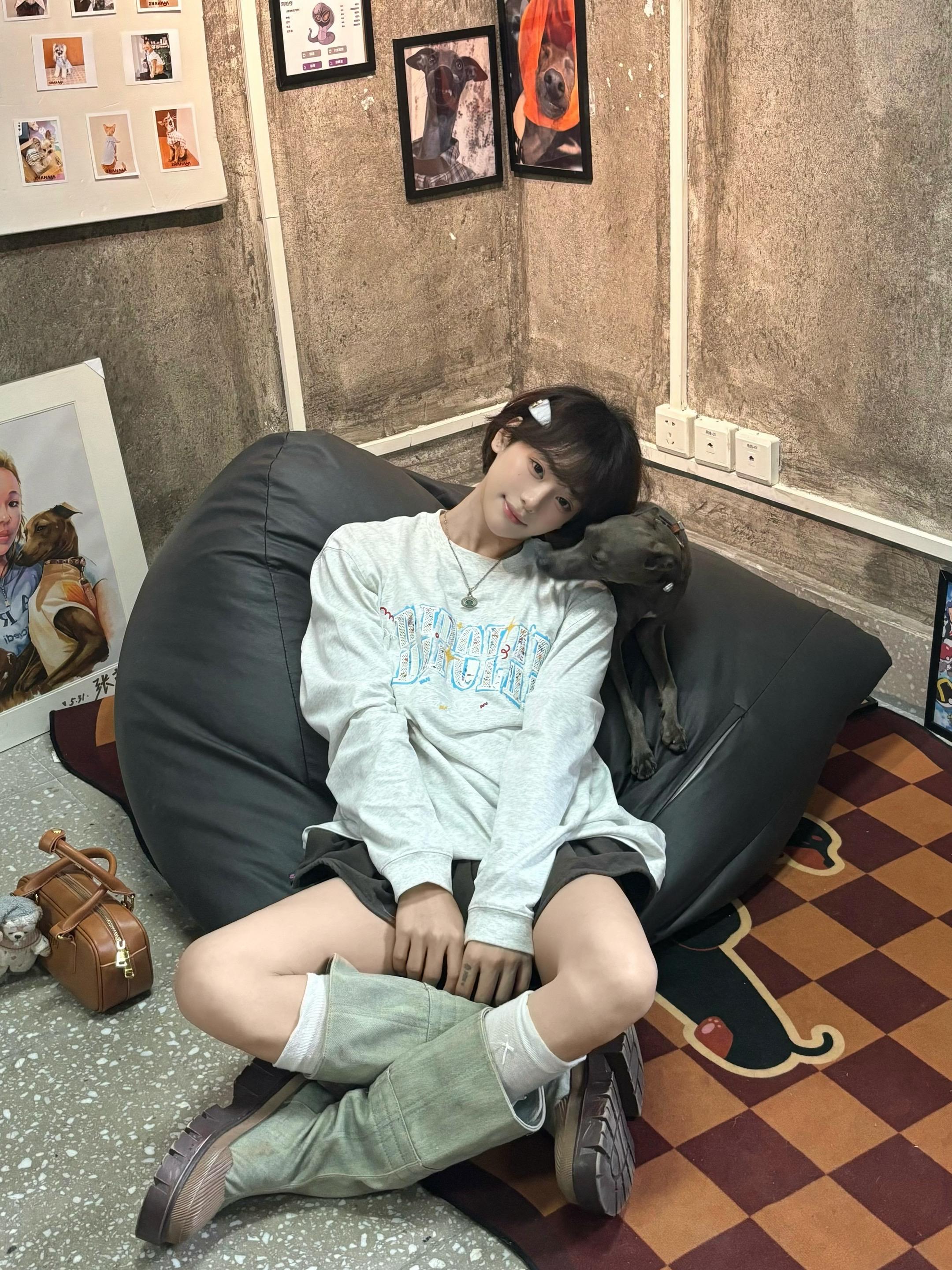 点头 yes 摇头 no 看到小狗 say hello ૮ ˃̵ ֊ ˂̵  ა