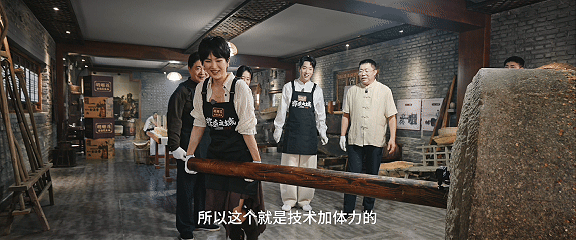 非遗才是城市的隐藏文化底色非遗之城守护季定档不止展示手艺有多惊艳，更去思考非遗该