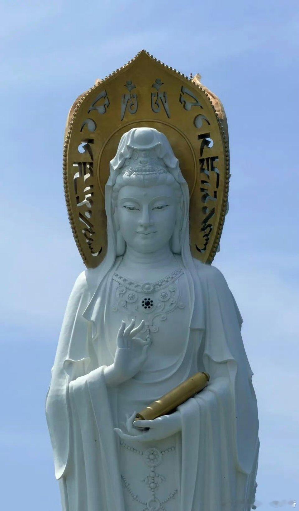 千万不要让任何人白嫖你的福气，记住，等价交换是第一法则，你可以付出，可以助人，但