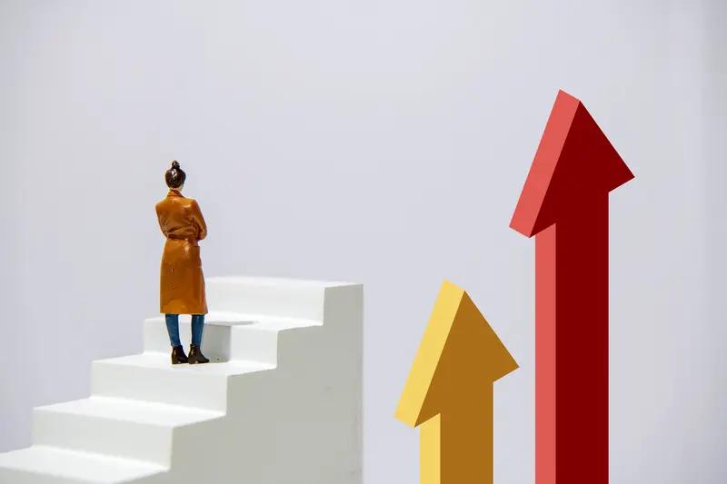 A股可能真进入“右侧行情”了。刚过去的12月15 - 19日交易周，A股先跌后涨