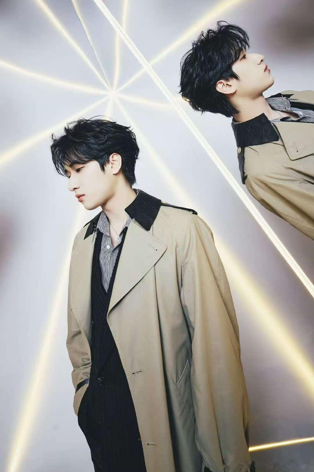 严浩翔跟大家说晚安啦严浩翔风衣live严浩翔风衣live，我存存存 