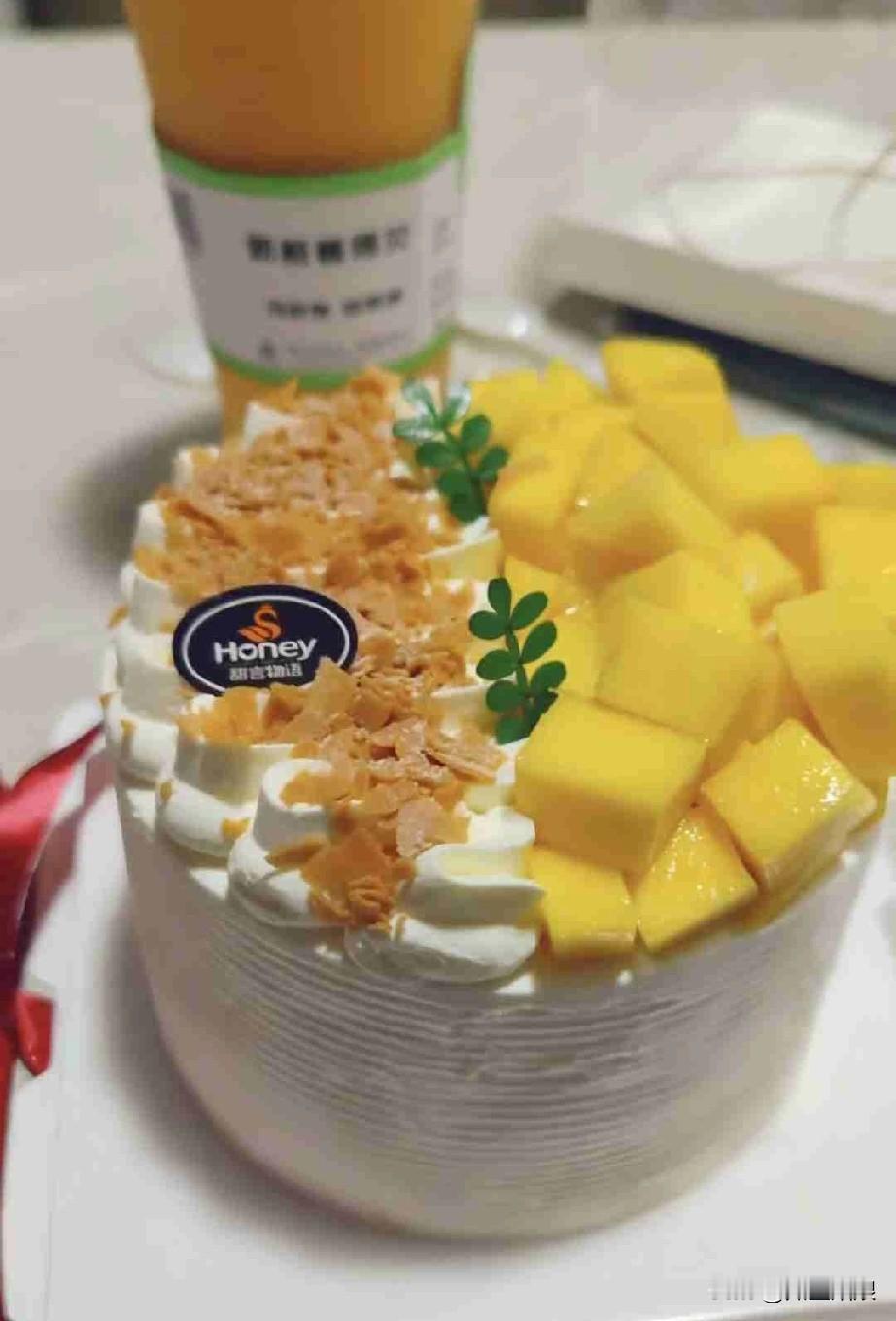 我的今日状态：😁轻松愉快
我这里的天气：☀️晴天
今天状态超轻松愉快，天气也是