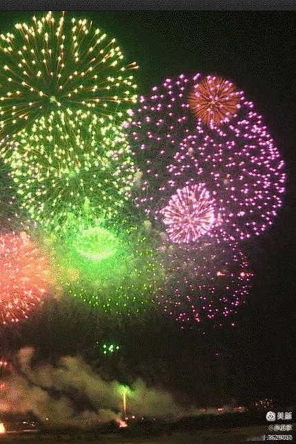 辞旧迎新时，最美团圆日。祝大家除夕快乐，万事如意！