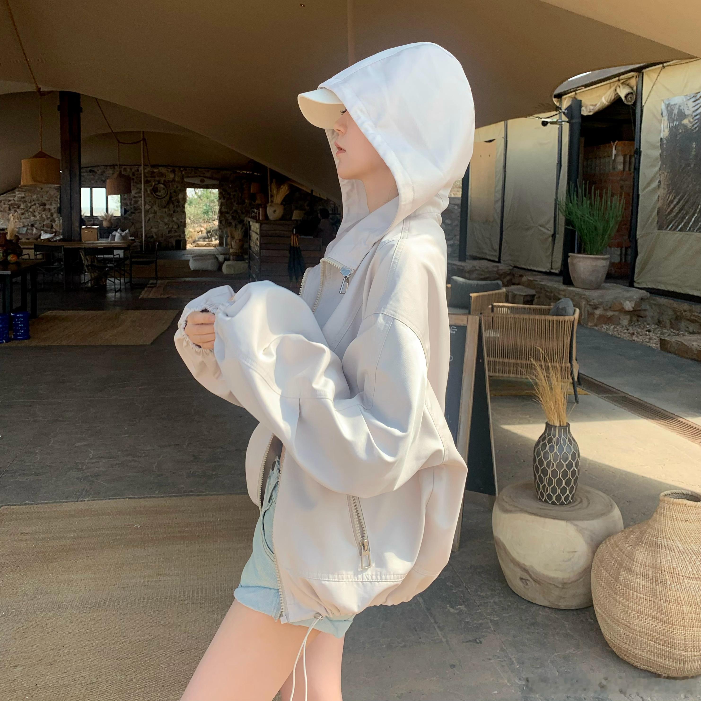 日常出行必备的宽松小外套极具功能性的一件外套 实穿性超高日常生活中大家都必备的一