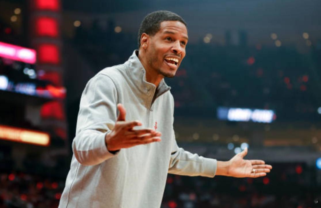 为什么把戴申尼克斯换下来？？？？时间管理？？？江苏男篮vs山西男篮CBA