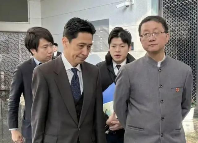 面对中国不断升级的愤怒，高市早苗该如何收场？取决于如下两点！在笔者之前的分析长文