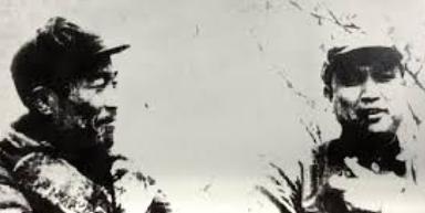 1949年，潜伏在敌人内部的地下党员吴荣森，已经引起了特务的怀疑，他察觉到危险后