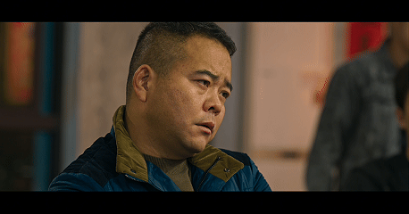 上一秒火拼下一秒火锅上一秒还剑拔弩张，双方都摩拳擦掌准备大干一场，下一秒火锅的热