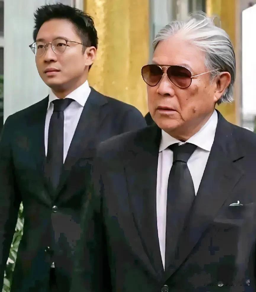 霍震霆真的要愁死了，不是因为投资的生意赔了，也不是对刚娶进门的儿媳不满意，而是他
