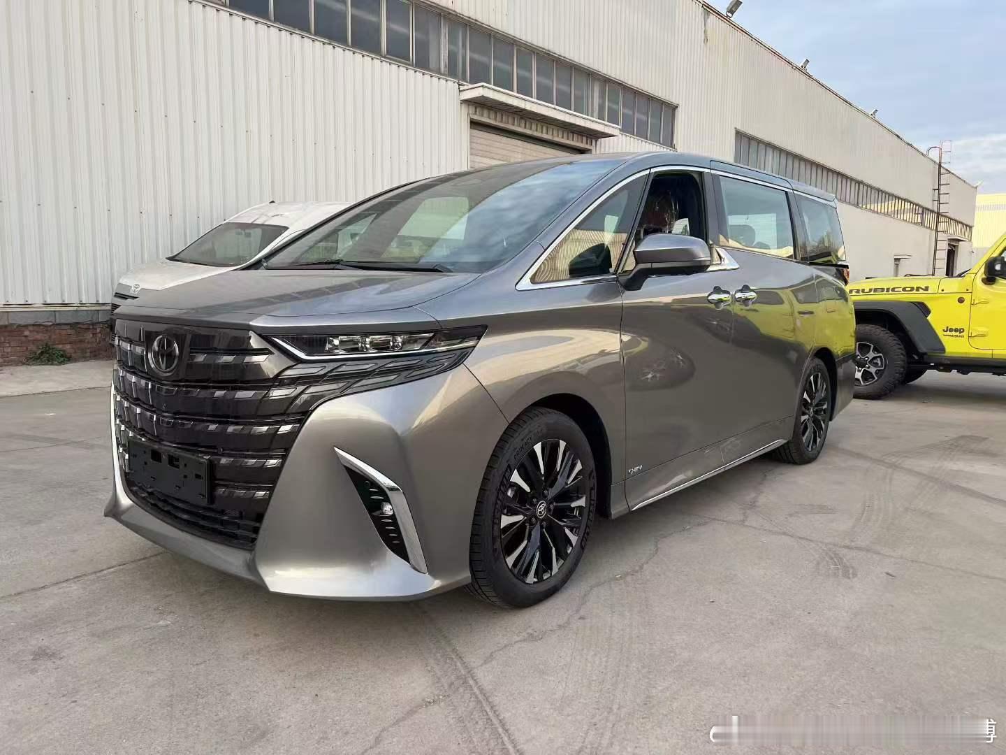 新增一台，灰车黑内，2026款🇰🇷韩版埃尔法随时送仓，汇率窗口就那么几天，今