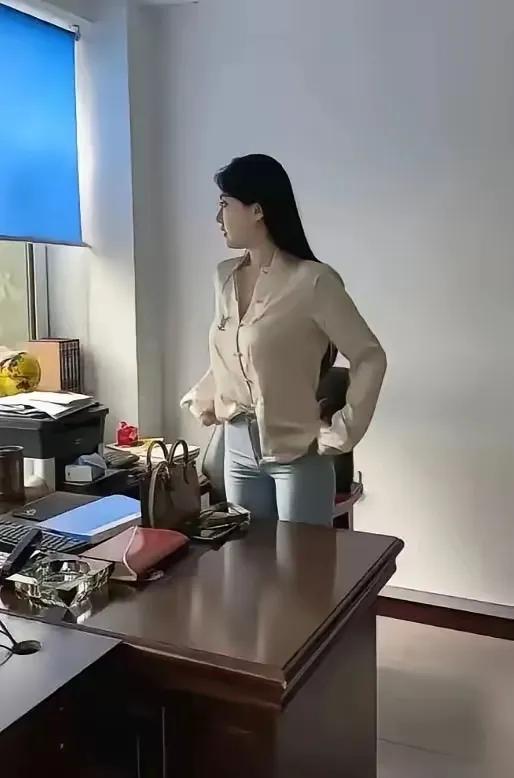 乡镇什么样的级别才能在坐在这样的办公室上班？[what]