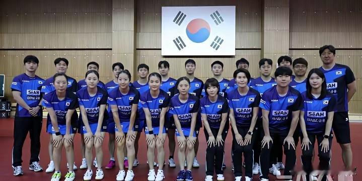 不得不说，女乒里面，韩国队的颜值最高！
从韩国女队教练徐孝元，
到球队23岁灵魂