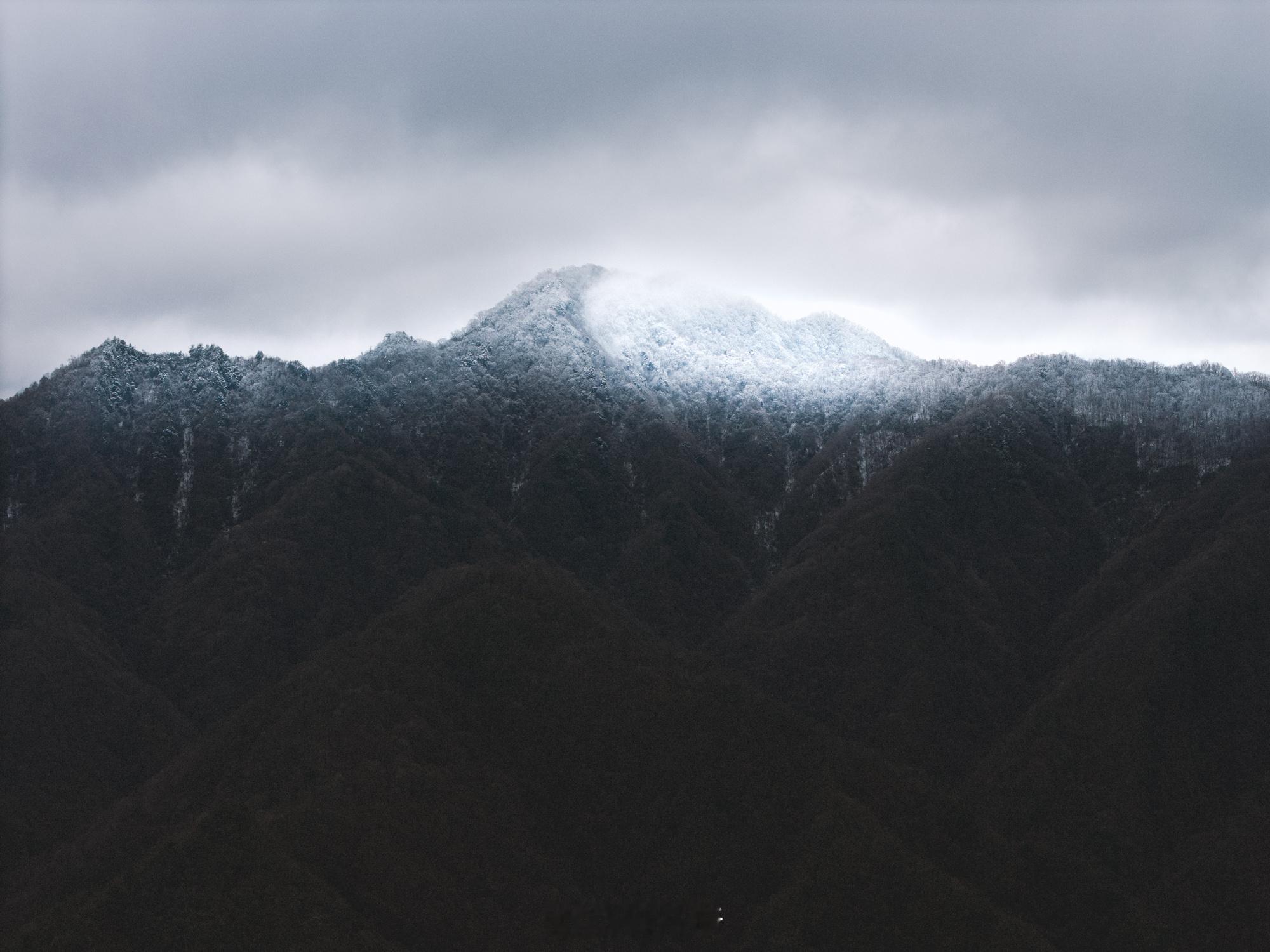 「回味 · 秦岭瞎飞瞎拍」🍃🌧️🚶  vol.1滴着雨的脸抬头看彩虹的浮现