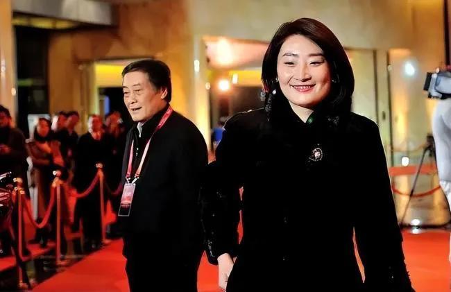 宗庆后，是带着遗憾走的！

他最不放心的可能就是唯一的女儿宗馥莉了吧！

宗总离