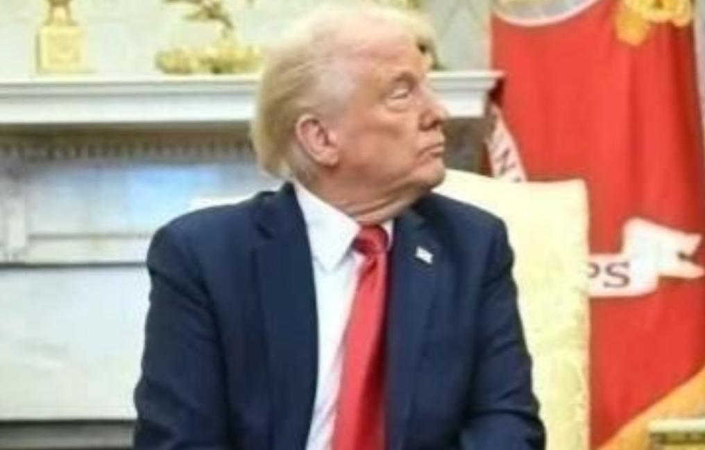 外媒爆料！特朗普之所以对华反复横跳是因为：他摸准中方不愿翻脸，把善意当筹码。
