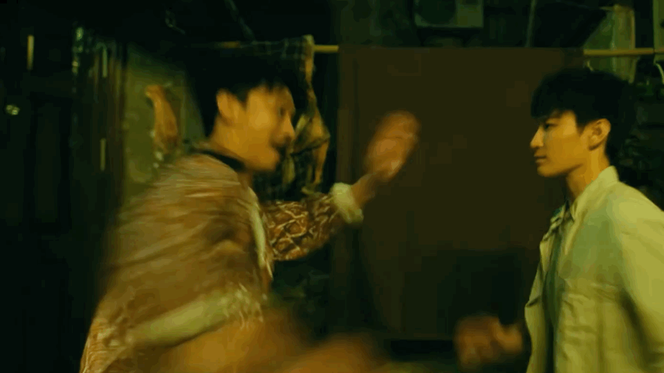 #偏偏你最争气挨打也没关系# 在电影的世界里，蒋璐霞用她的实力和才华书写着属于她
