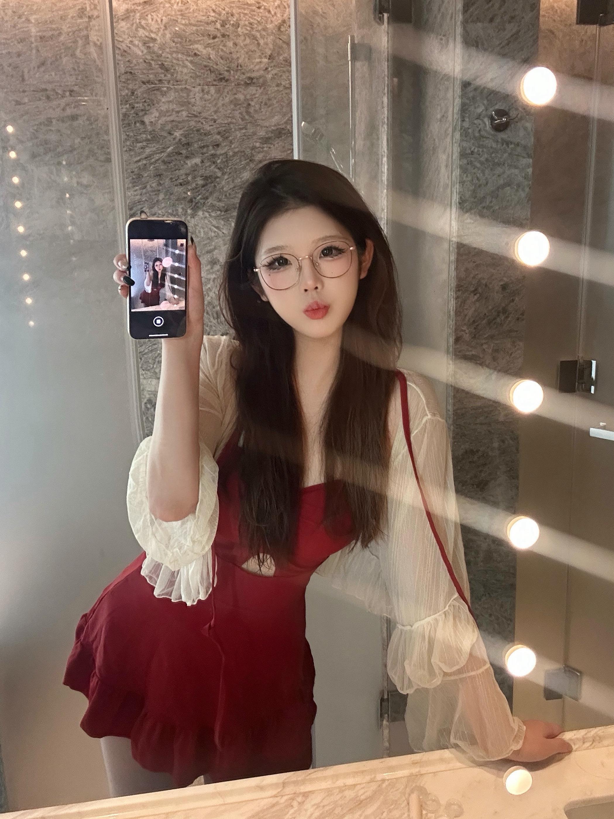 来杭州必住的酒店 太适合和闺蜜一起享用了 化妆镜真的深得我心
