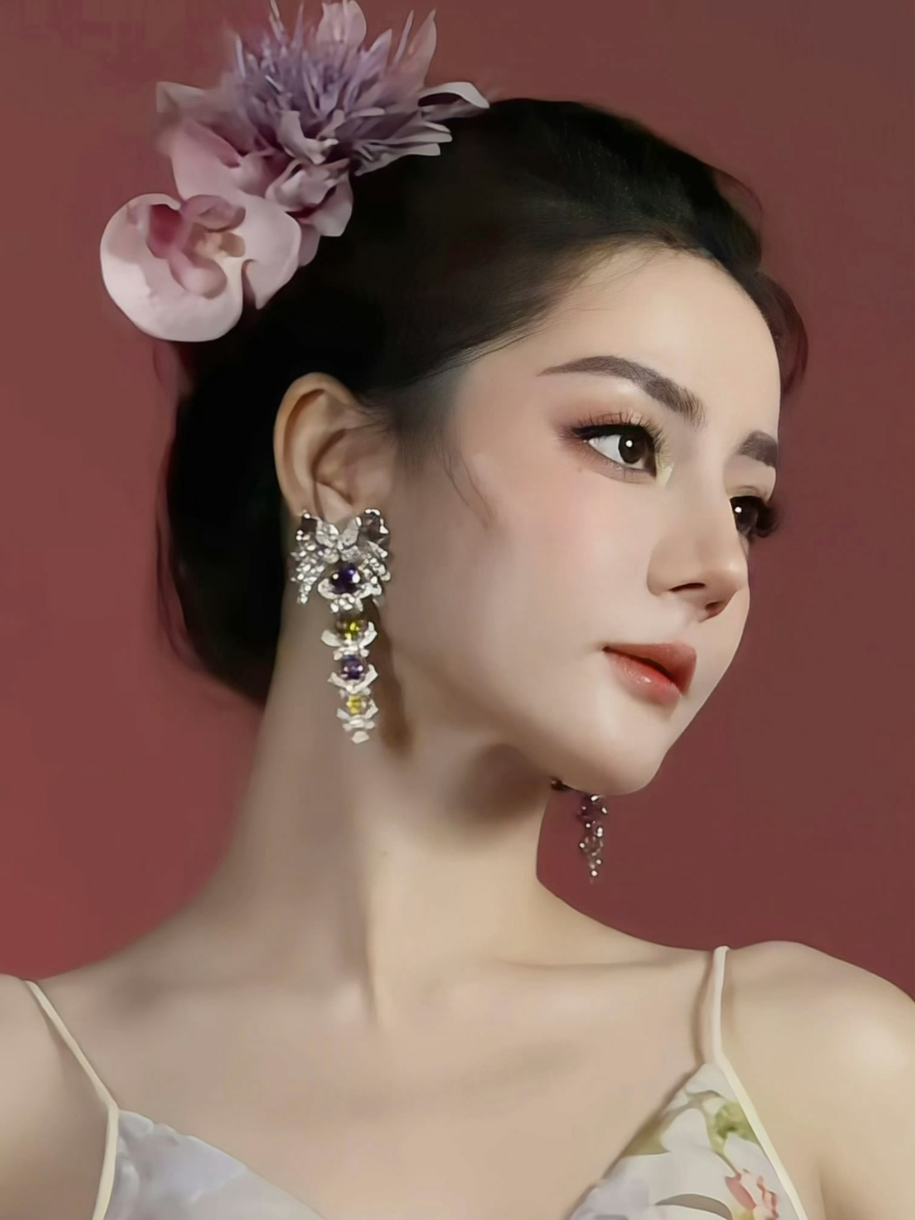 惊现花仙子！迪丽热巴身穿M ESSENTIAL 2026秋冬系列亮相今日品牌直播