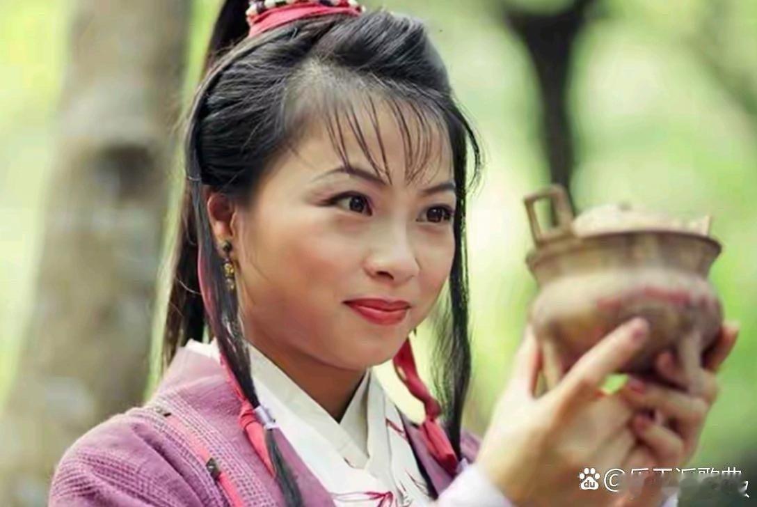 '阿紫'刘玉翠变成广场舞大妈了。 ​​​