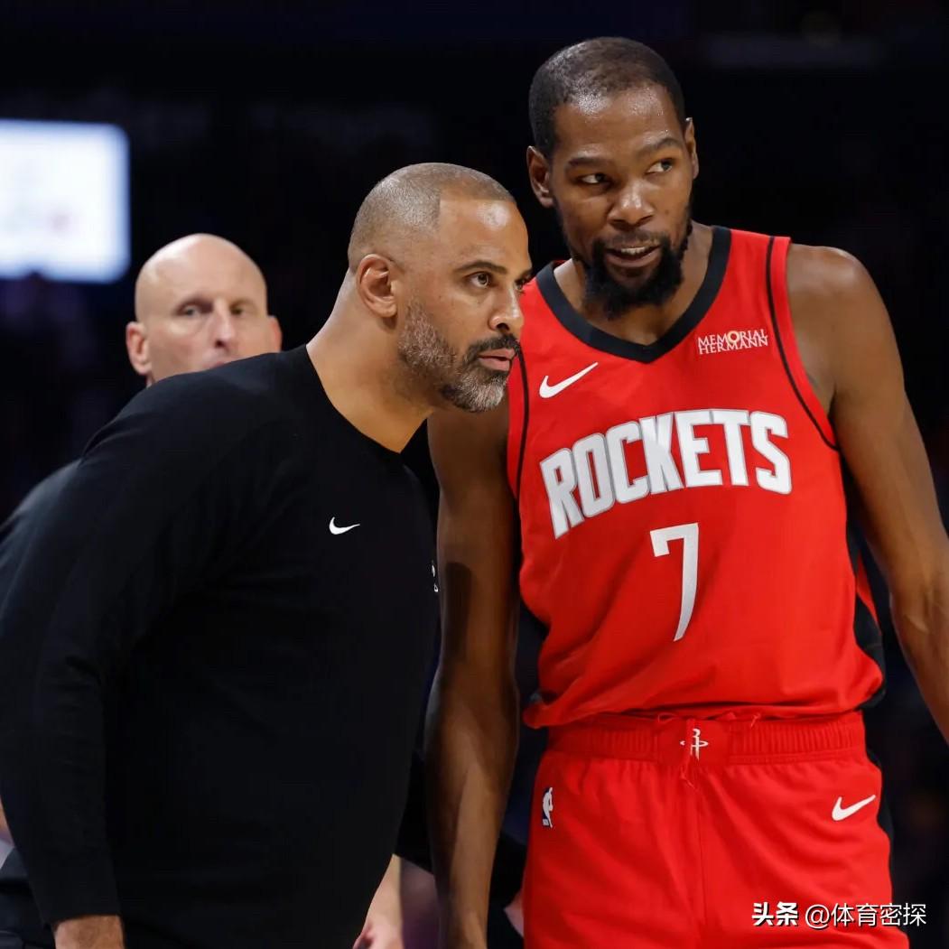 帕金斯说对了，乌度卡要背一半责任！
ESPN评论员帕金斯在节目里谈到火箭被逆转，