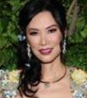当地时间7月7日，2026年太阳谷峰会在美国爱达荷州开幕。邓文迪现身峰会，与众多