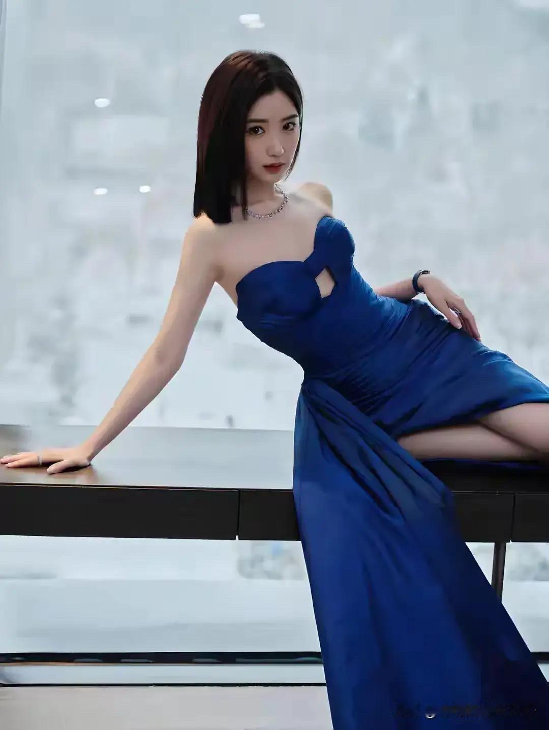 毛晓彤魅力满满