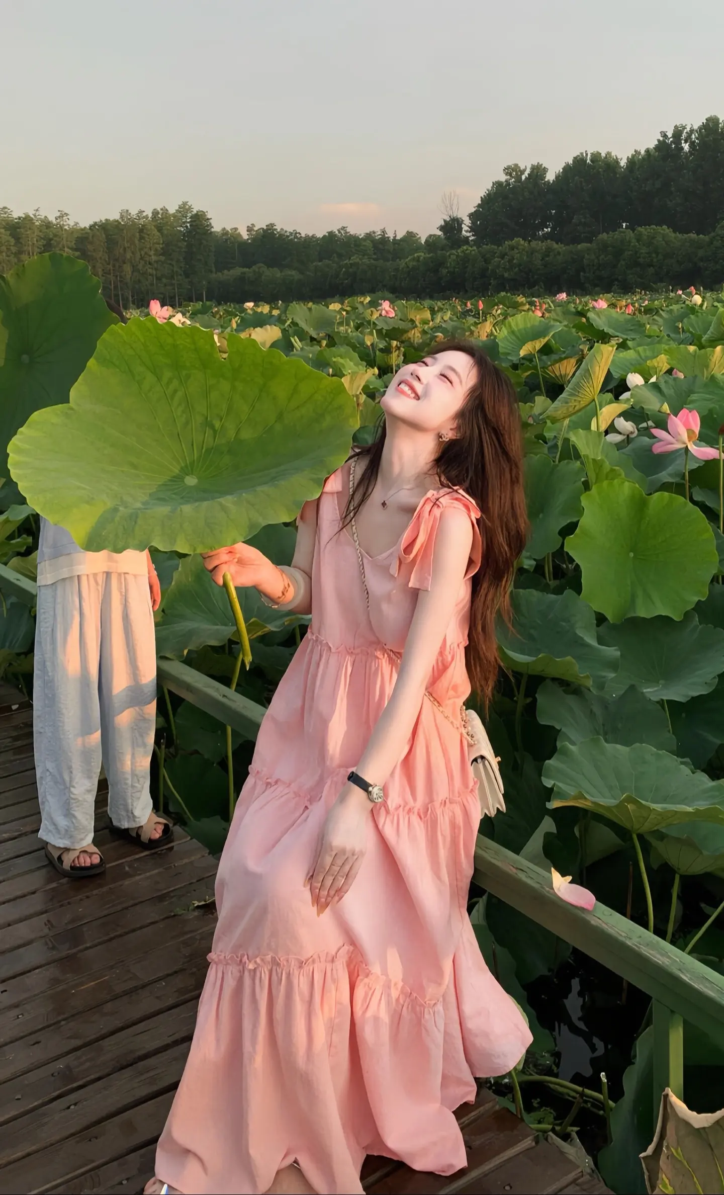 阳光是最好的滤镜 夏天该有的样子 温柔风穿搭 美美的裙子 夏季穿搭