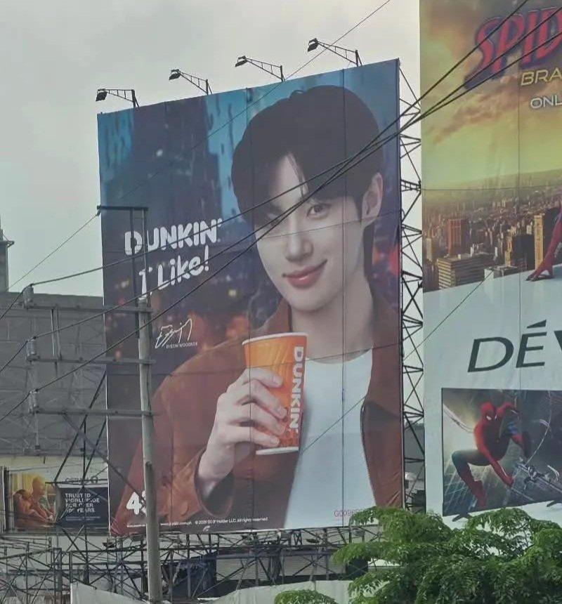 边佑锡 🩵 向全世界安利边佑锡Dunkin'PH 在菲律宾新的地广好帅啊🫠©