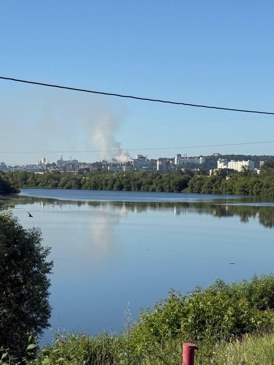 乌克兰无人机袭击了奔萨，地理定位视频显示，俄罗斯航天集团旗下的NIIFI公司遭到