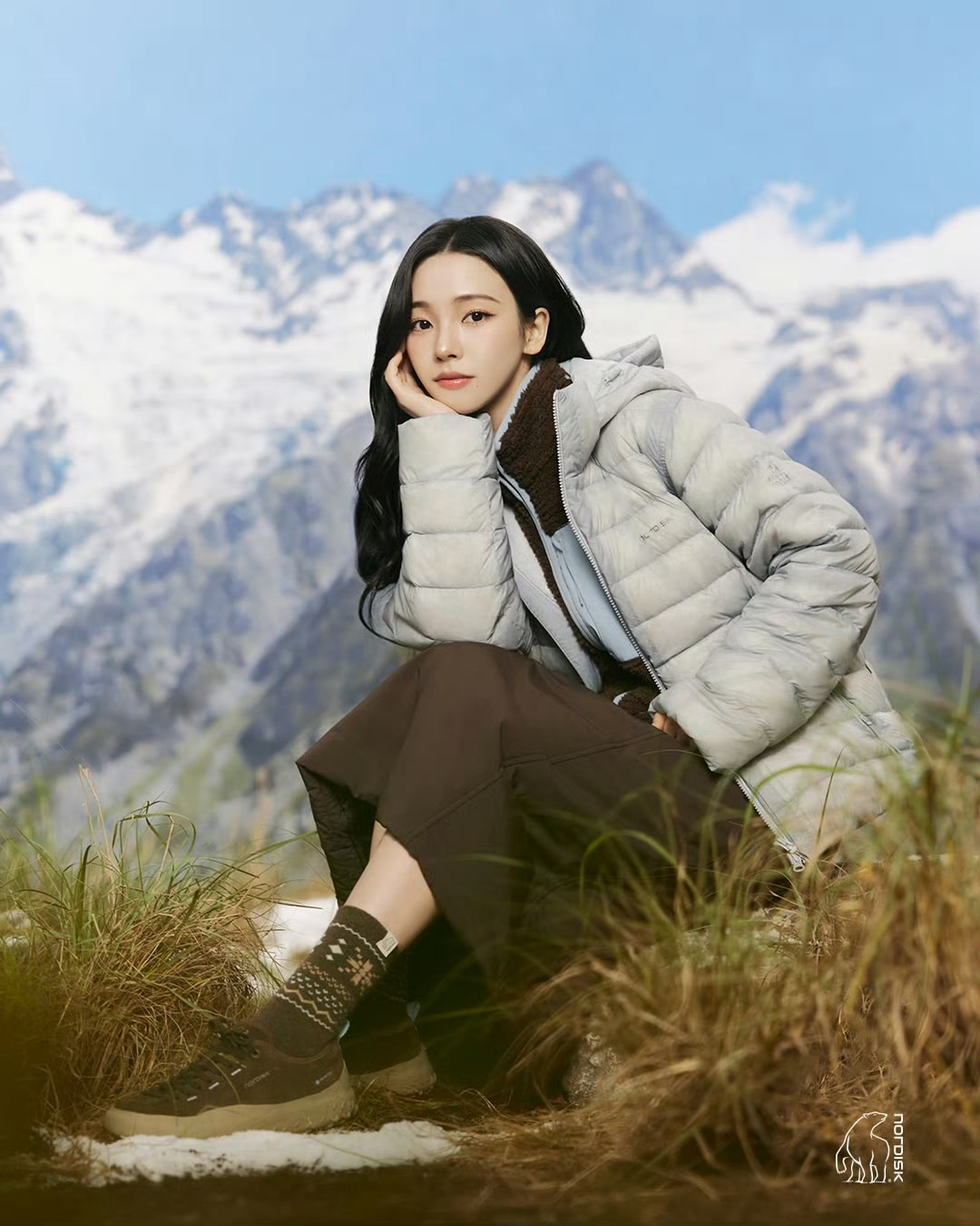 柳智敏脸和手机屏幕一样大 手机横过来往她脸上一放我人都傻了，标准版屏幕居然遮得严