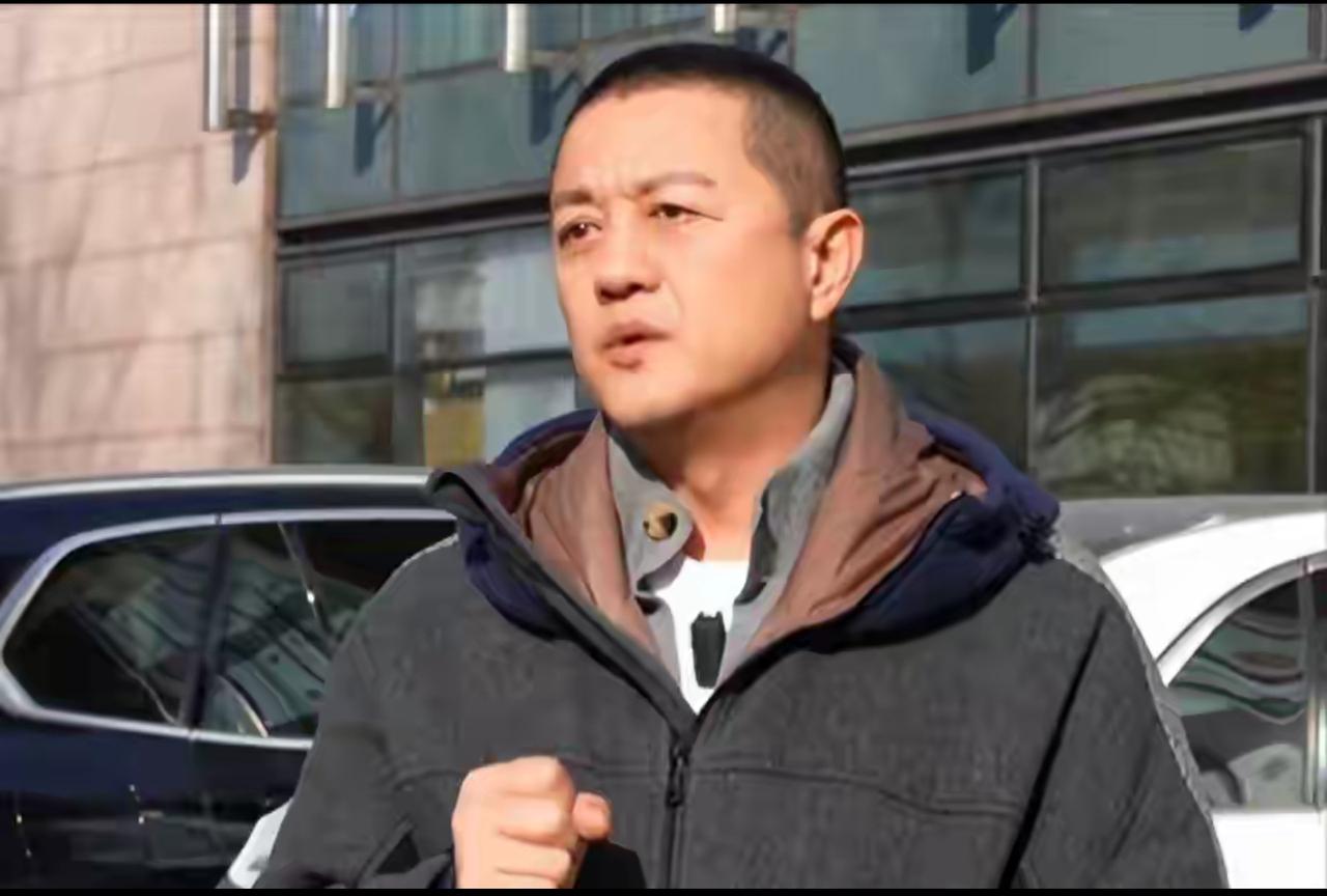 李亚鹏筹2000万善款竟遭恶意抹黑！16年公益初心藏不住，造谣者被禁言大快人心