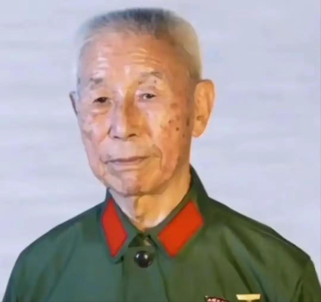 大义舍亲赴沙场，55 分钟夺回法卡山，团长送外甥冲敢死队从未后悔

广西边境的法