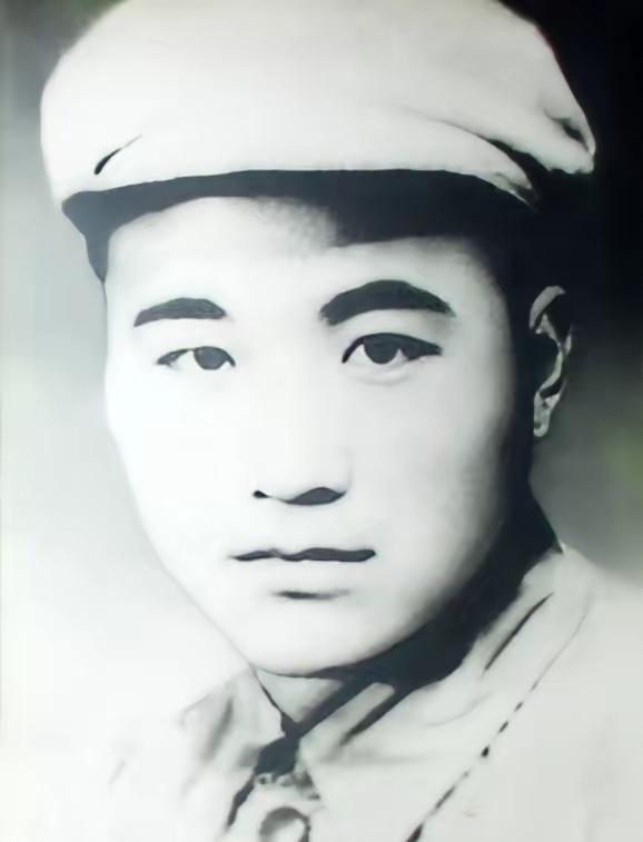 周厚刚（1924—1951.6.26），山东荣成宁津街道南港头村人，中共党员，志