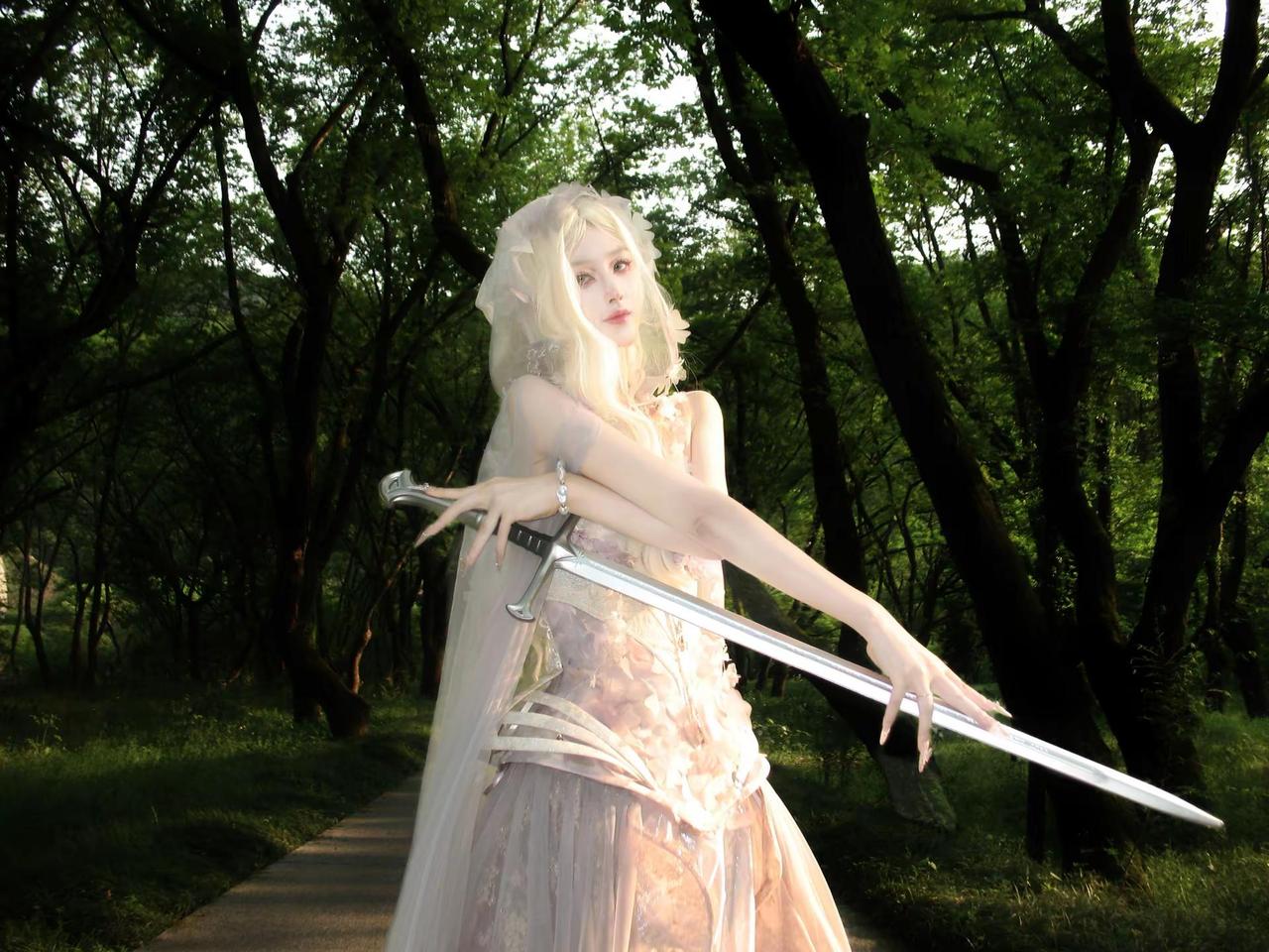 人类无法飞翔或许是因为心太重