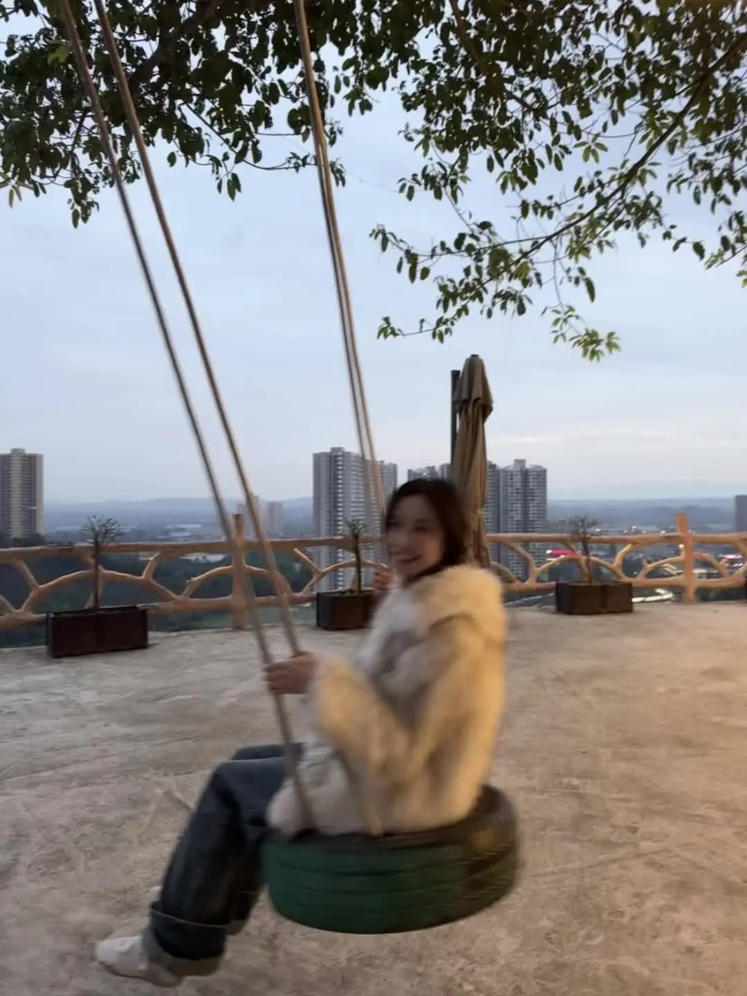 有了就很少发朋友圈了，我的人生就应该带着BGM