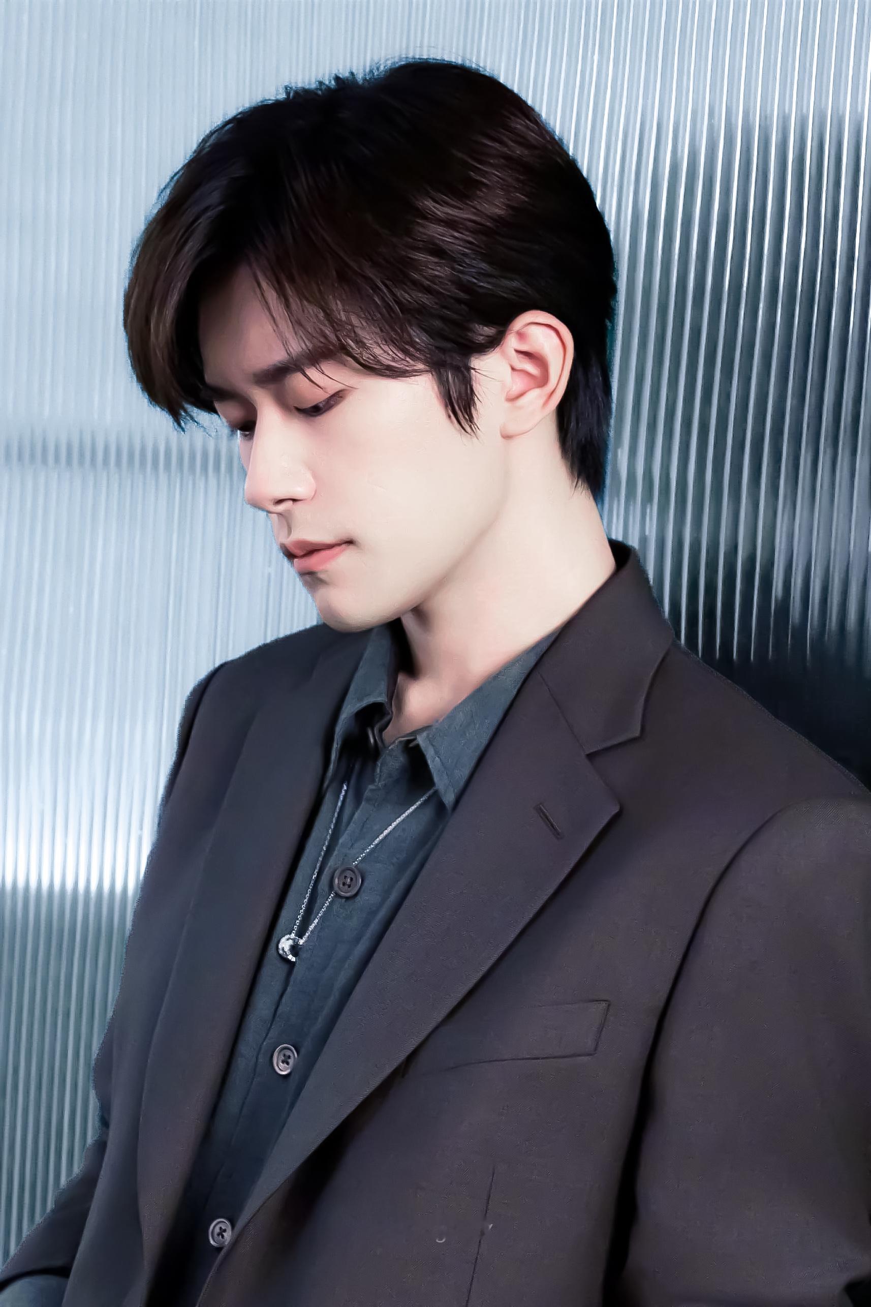 人生不能只靠一个瞬间活着，可那个瞬间里有哥哥 