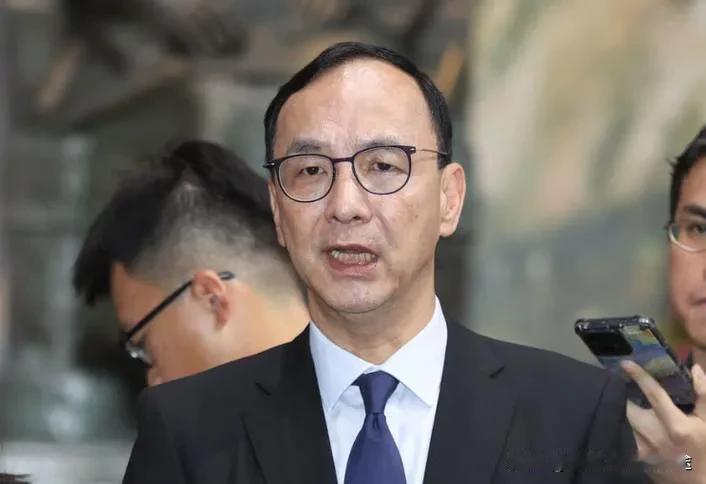 朱立伦卸任国民党主席，卢秀燕退选，傅崐萁成黑马？台湾政坛风云再起！国民党主席改选