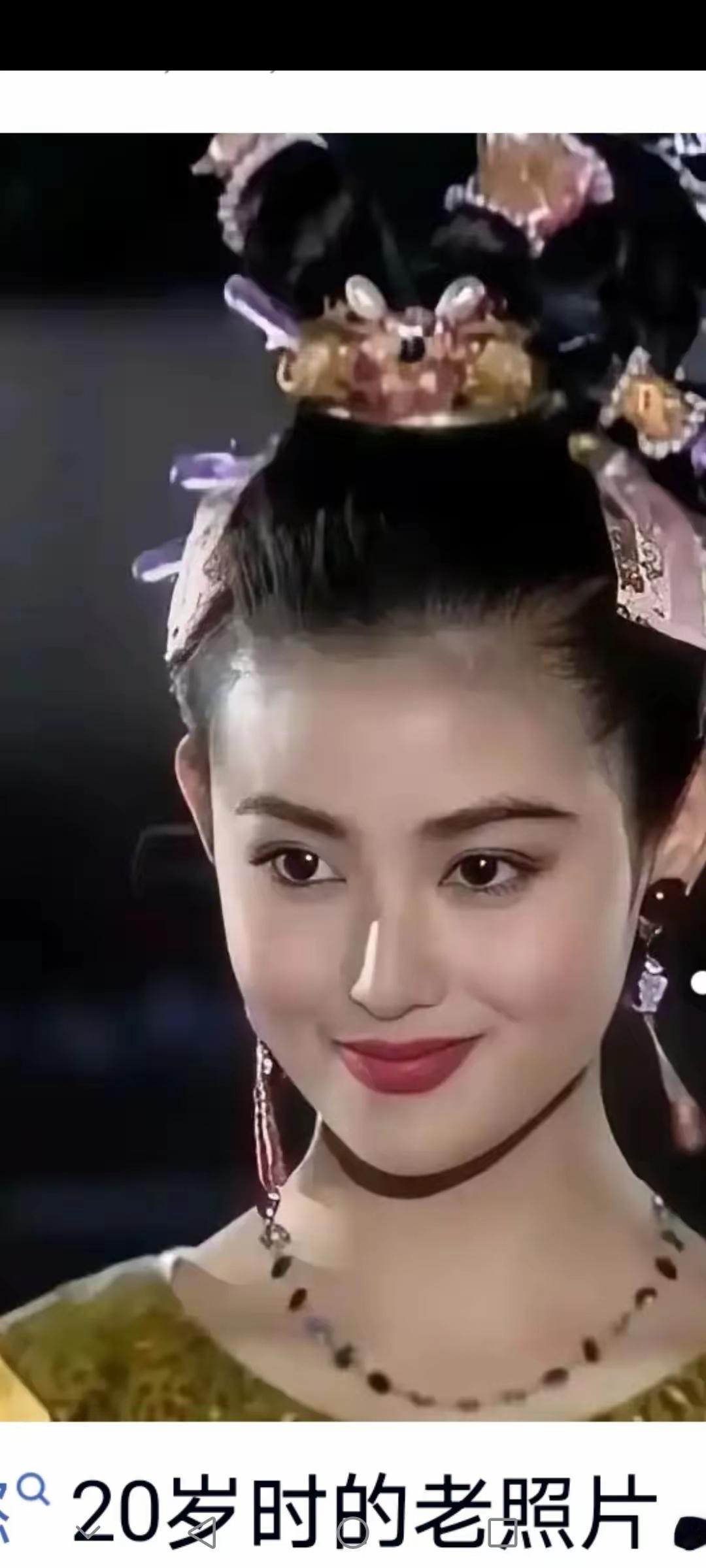 哇塞！这王思懿变化太大了吧。
王思懿年轻时演潘金莲，因为颜值出众、身材高挑，因此