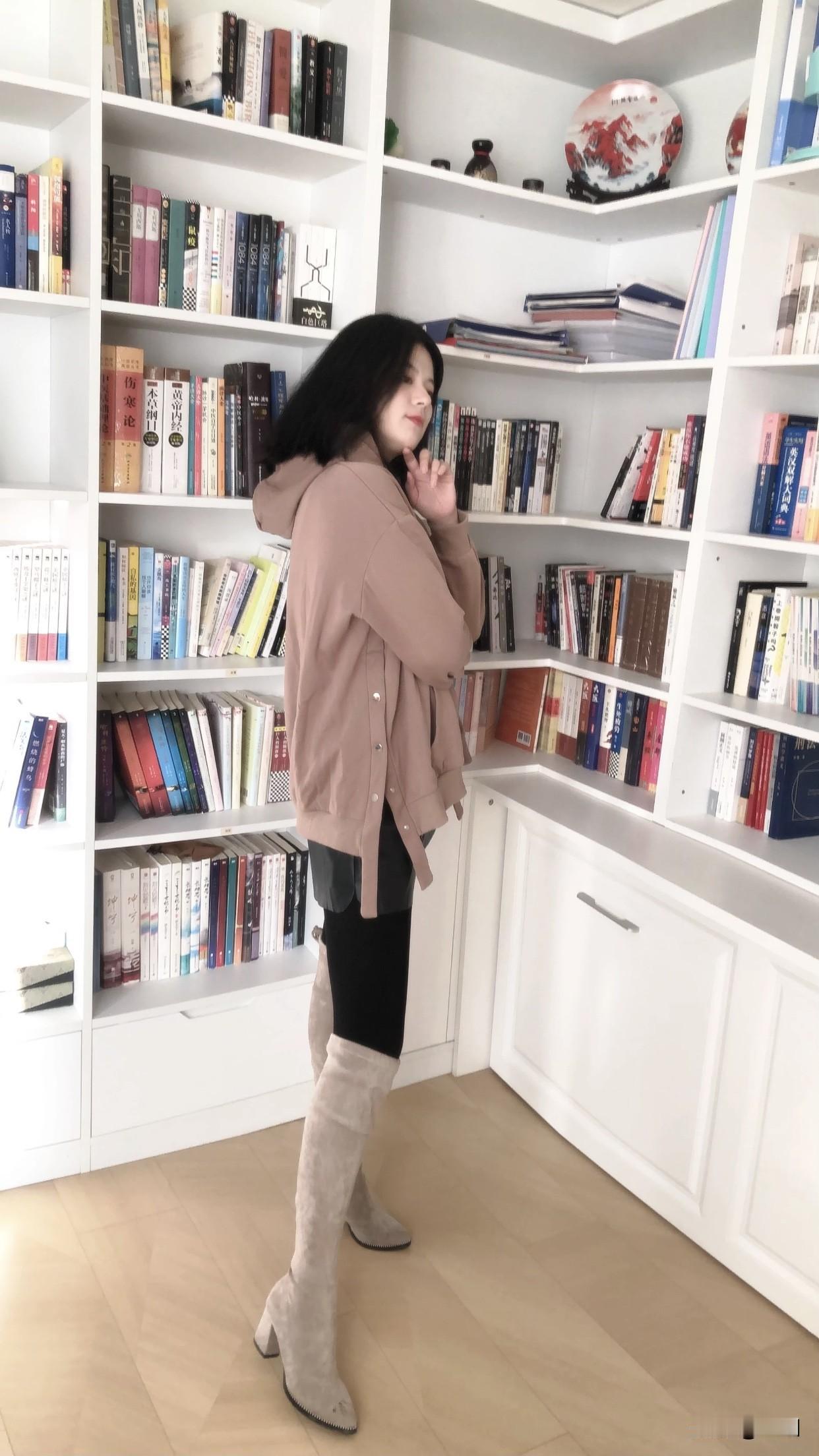 什么是真正的女性美?内在力量的觉醒是关键。像那些有共情能力、经济和精神都独立、不