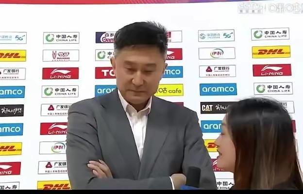 一剑封喉！88比87广东队主场加时被浙江队外援约克最后一刻的3分球绝杀。本场比赛